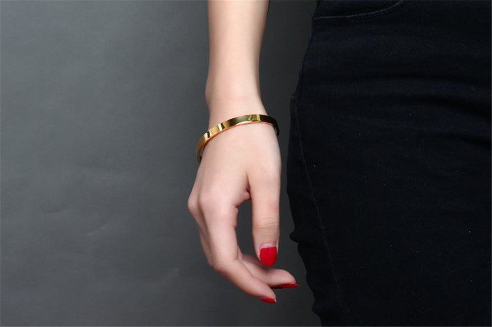 Minimalist Customized Stainless Steel Name Message Engraved Cuff Bracelet for Girls Women Men, 4 Colors